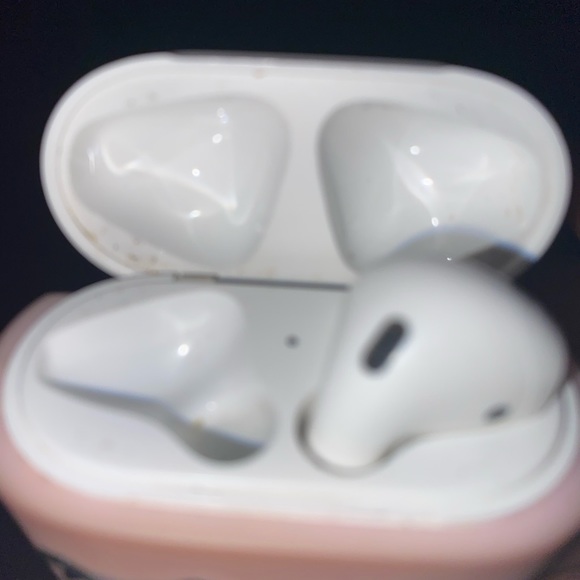 Apple AirPods 2nd gen Missing Right ear - Picture 5 of 5